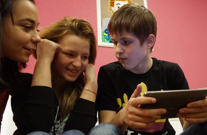 В 24 столичных детских домах прошел "День аиста" 11 фото