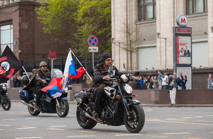 Столичные байкеры открыли мотосезон-2016 17 фото