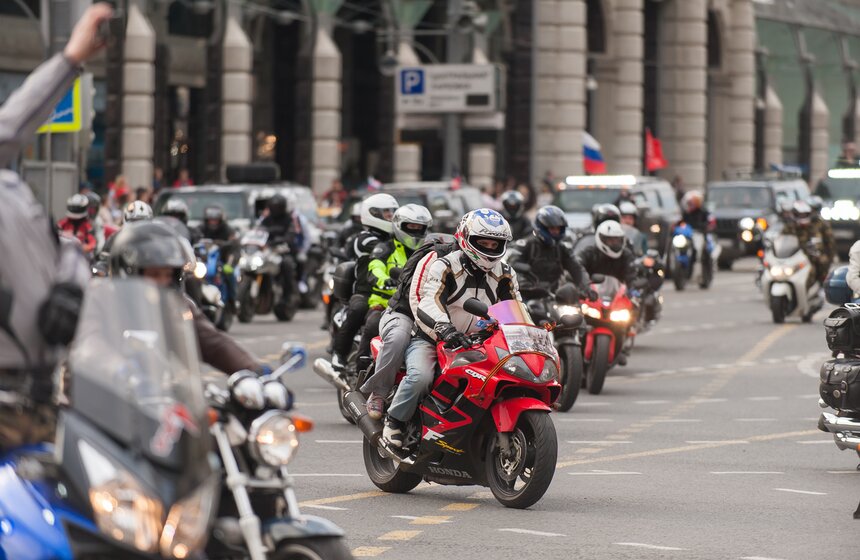 Столичные байкеры открыли мотосезон-2016 23 фото