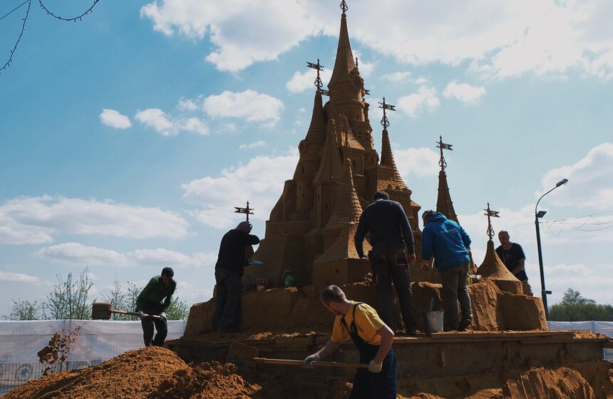 "Волшебный мир песка" в музее-заповеднике "Коломенское" 9 фото