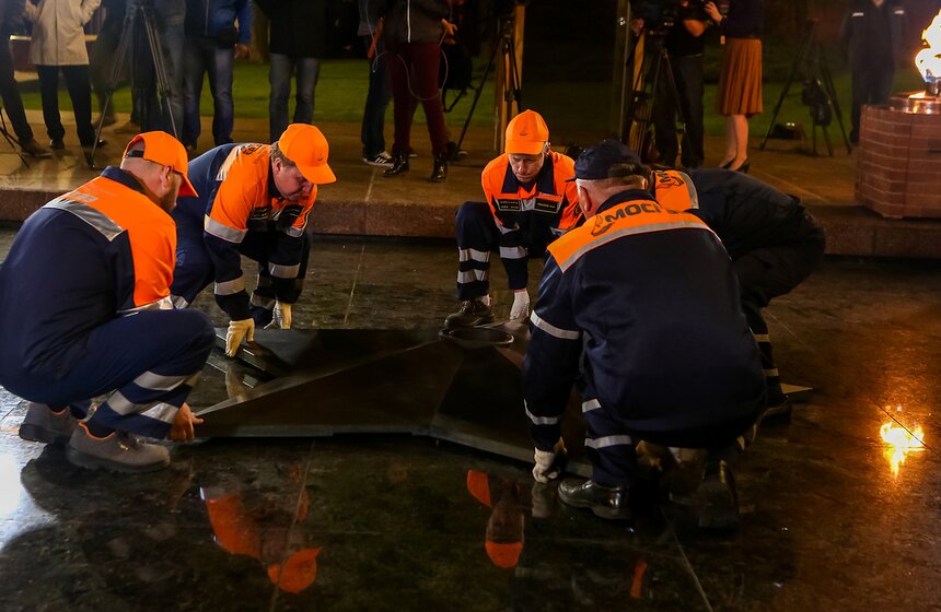 Торжественная церемония профилактики Вечного огня 21 фото