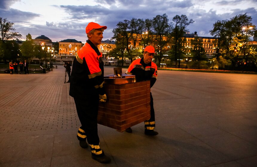 Торжественная церемония профилактики Вечного огня 8 фото