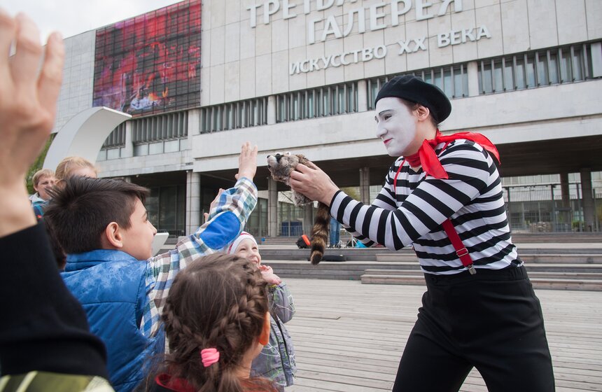 Летний сезон открылся в парке Горького и МУЗЕОНе 17 фото