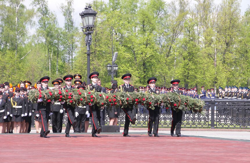 Московский парад кадетов на Поклонной горе 16 фото