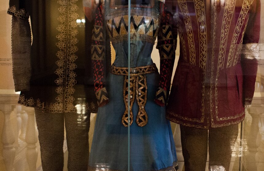 В Малом театре открылась выставка "История театрального костюма" 10 фото