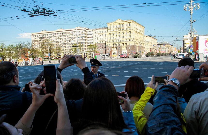 Военная техника приняла участие в генеральной репетиции парада 19 фото