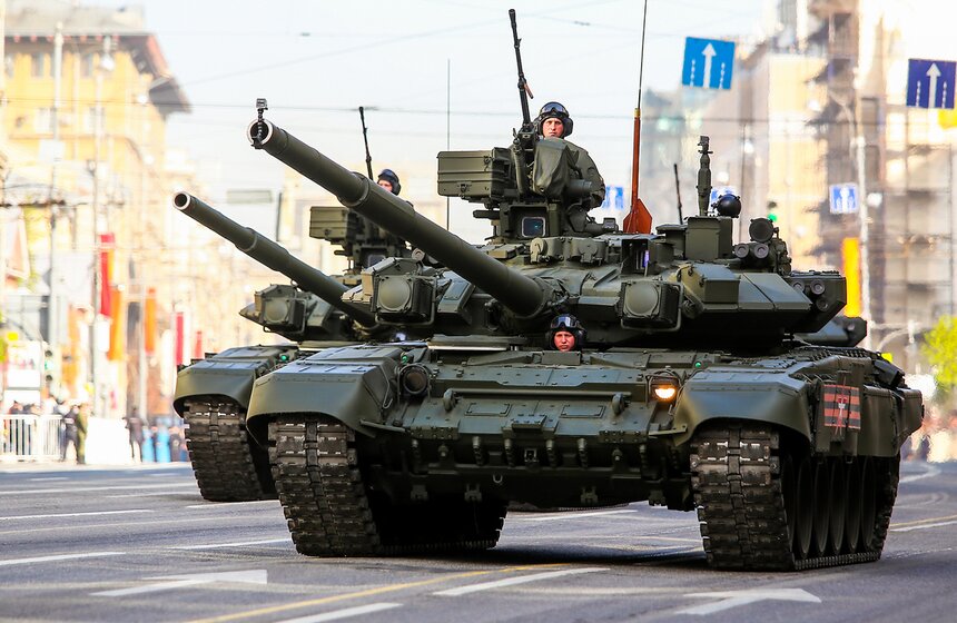 Военная техника приняла участие в генеральной репетиции парада 14 фото