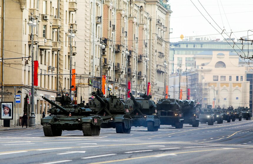 Военная техника приняла участие в генеральной репетиции парада 2 фото