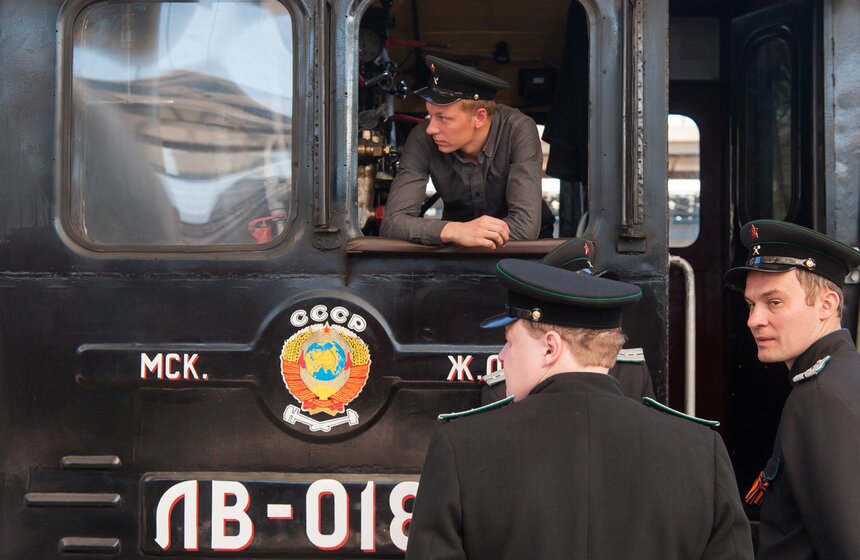 "Поезд Победы" с ветеранами отправился с Киевского вокзала 4 фото