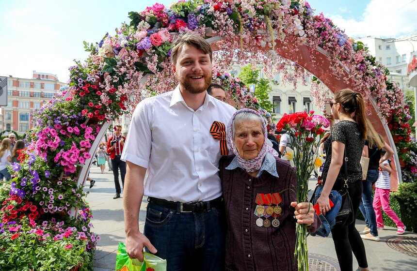 Встреча ветеранов ВОВ на Театральной площади 36 фото