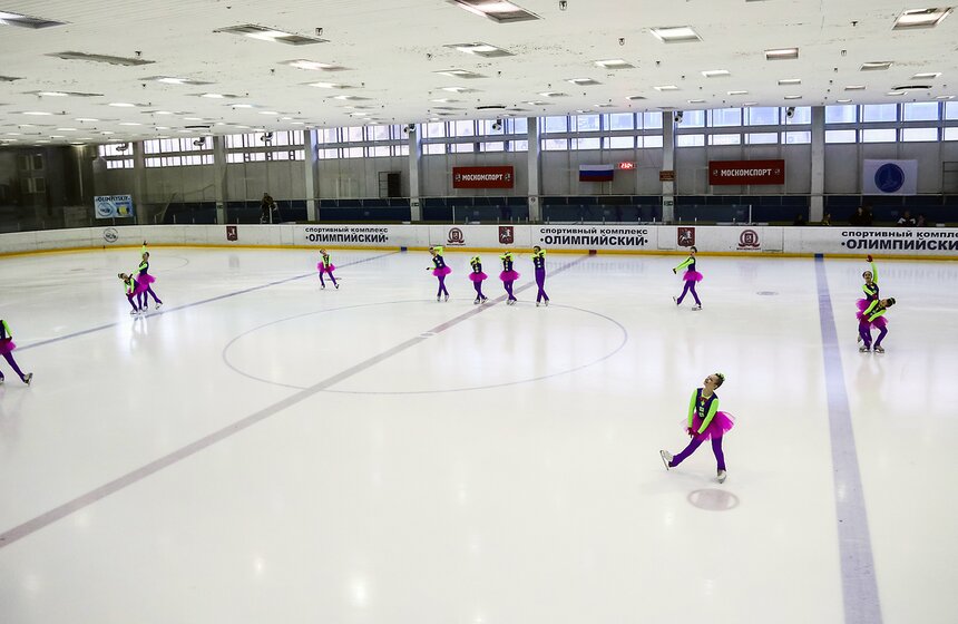 Городские соревнования по синхронному катанию на коньках 7 фото