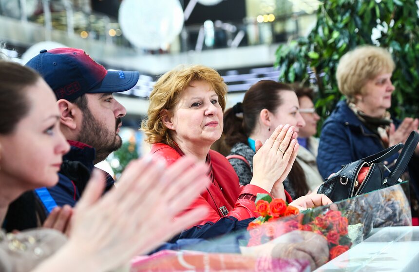 Ветераны фигурного катания выступили на фестивале "Свет победы" 4 фото