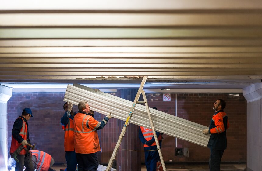 Метрополитен готовит станции к майским праздникам 5 фото