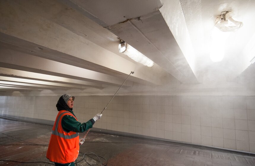 Метрополитен готовит станции к майским праздникам 12 фото