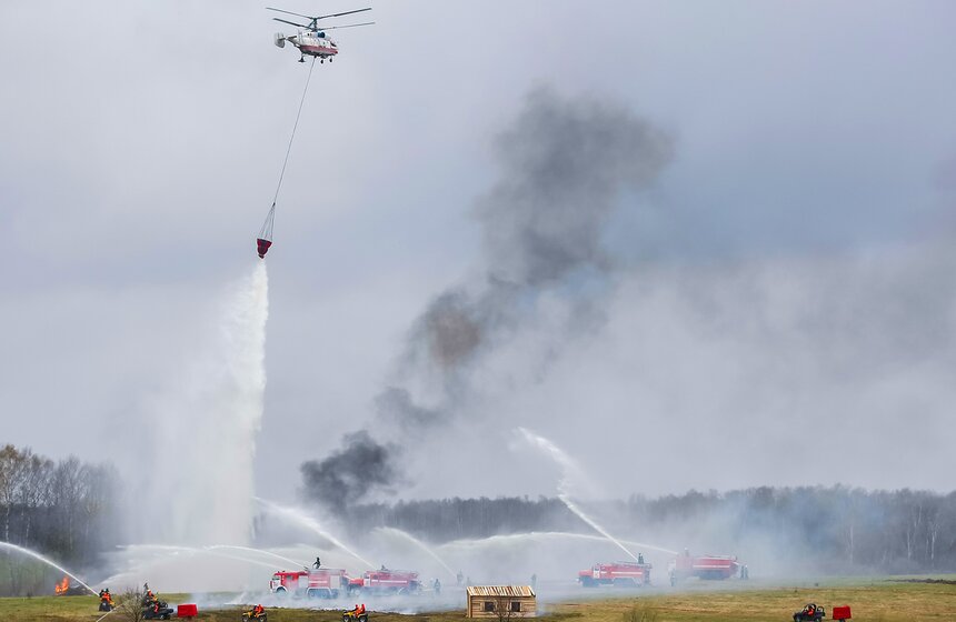 Учения МЧС по тушению природного пожара 13 фото