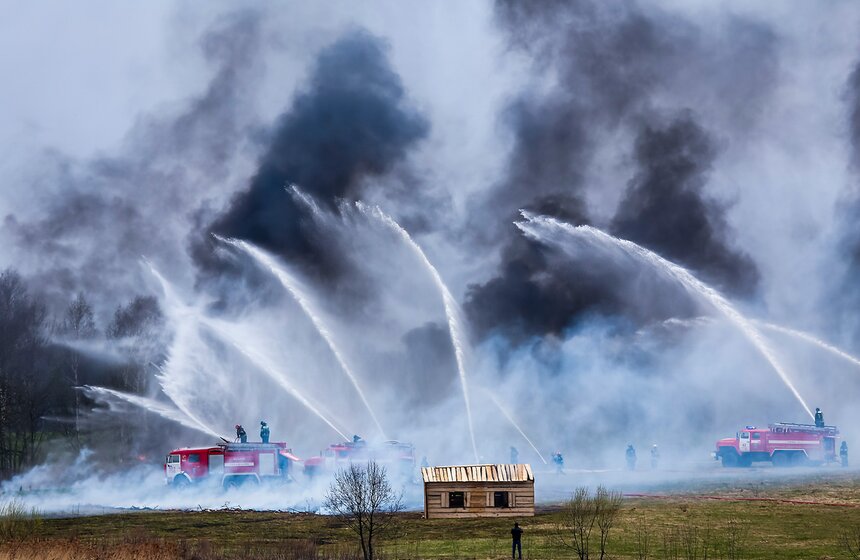 Учения МЧС по тушению природного пожара 12 фото
