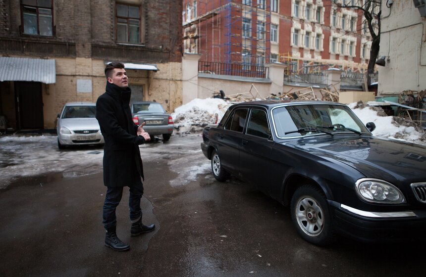 "Места детства": Ведущий Борис Болелов 5 фото