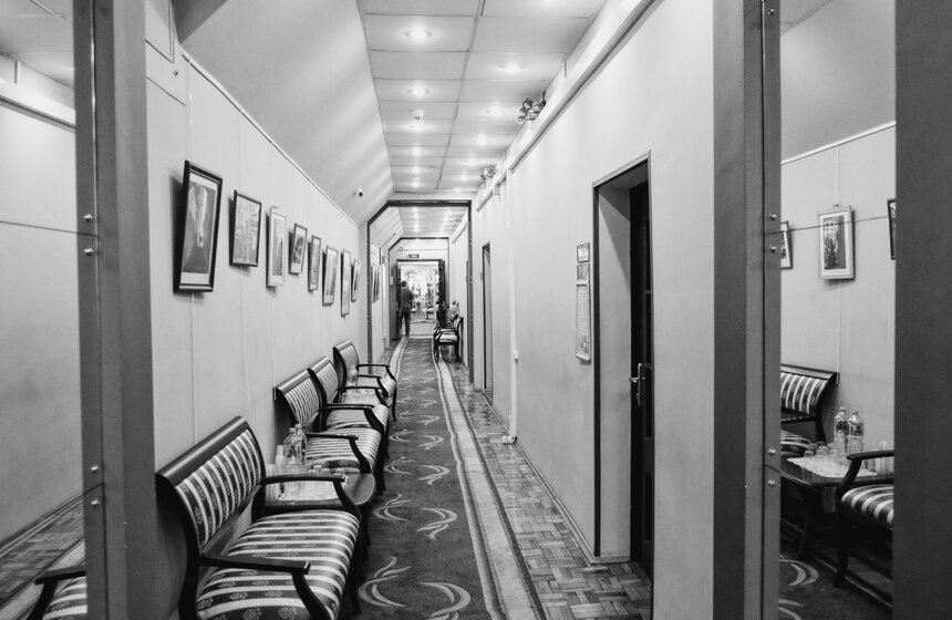 В библиотеке им. Данте прочитали поэму великого писателя 25 фото