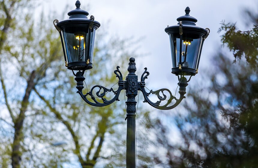 Субботник по промывке газовых фонарей в парке Воинской славы 15 фото