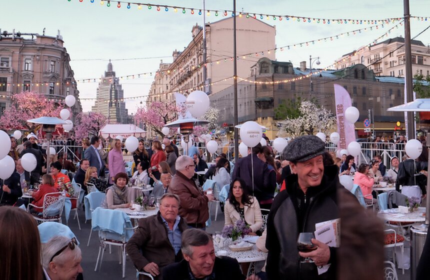 Празднование юбилея "Современника" на Триумфальной площади 10 фото