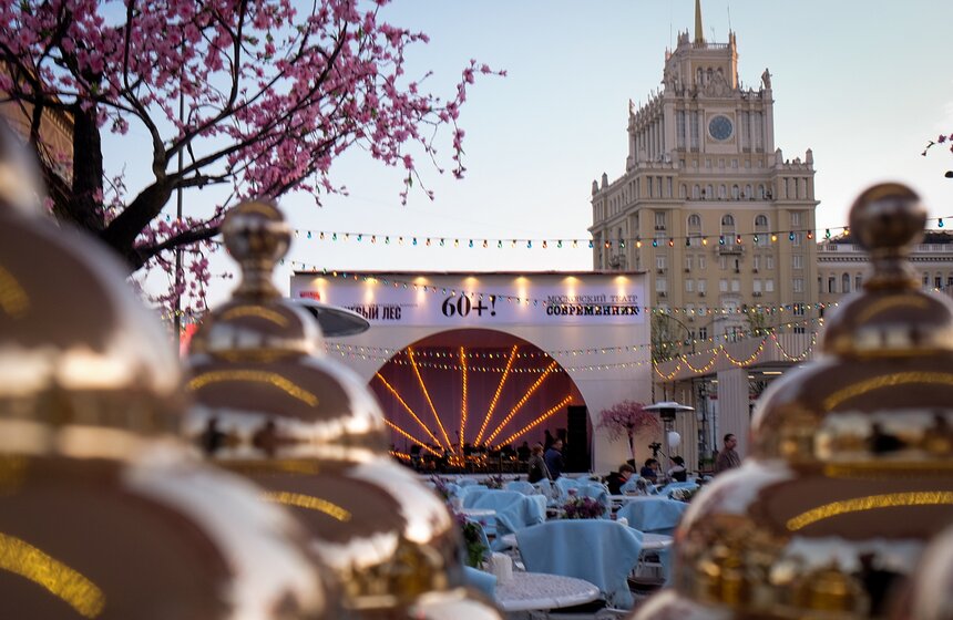 Празднование юбилея "Современника" на Триумфальной площади 8 фото