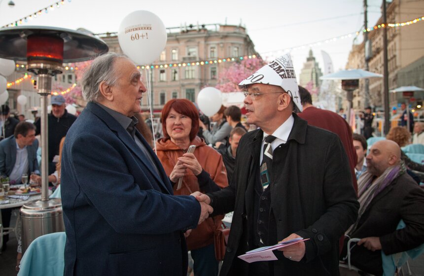 Празднование юбилея "Современника" на Триумфальной площади 28 фото