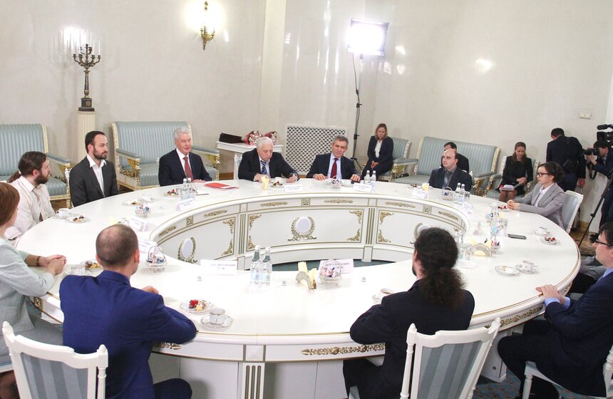 Сергей Собянин встретился с лауреатами конкурса "Учитель года" 1 фото