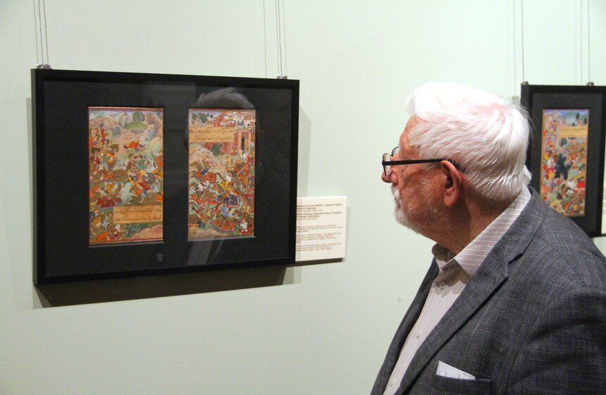 Выставка миниатюр из книги "Бабур-наме" 2 фото