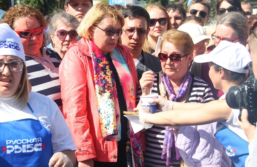 В Москве сварили уху на полторы тысячи порций 20 фото