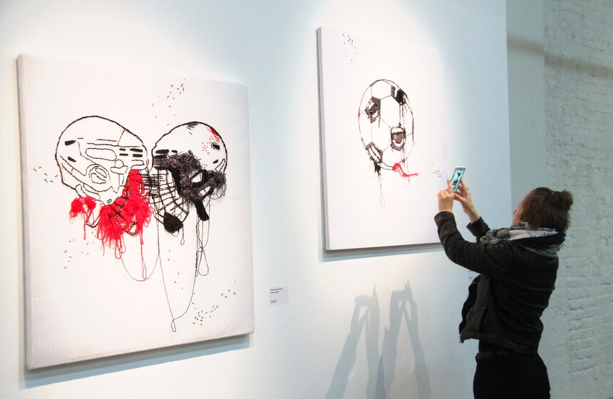 На "Винзаводе" открылся выставочный проект "Футбол – Хоккей" 5 фото