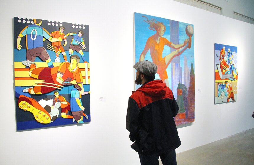 На "Винзаводе" открылся выставочный проект "Футбол – Хоккей" 1 фото