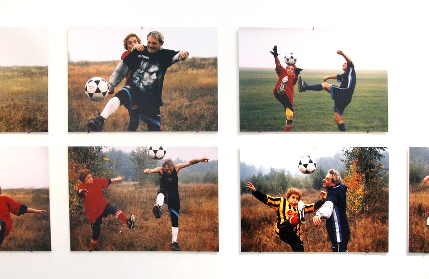 На "Винзаводе" открылся выставочный проект "Футбол – Хоккей" 15 фото