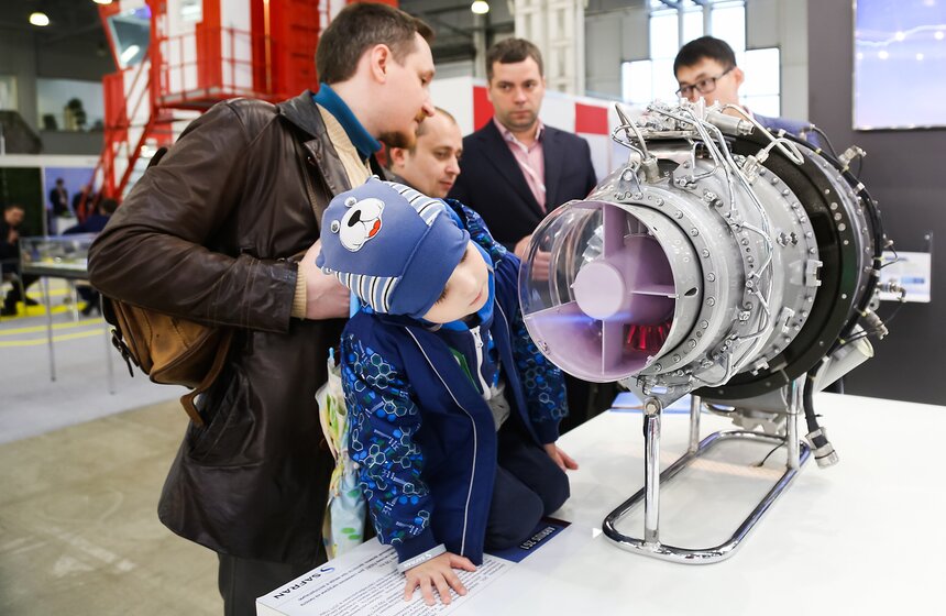 В столице проходит международная выставка HeliRussia 9 фото