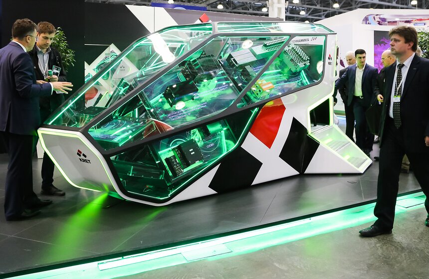 В столице проходит международная выставка HeliRussia 14 фото