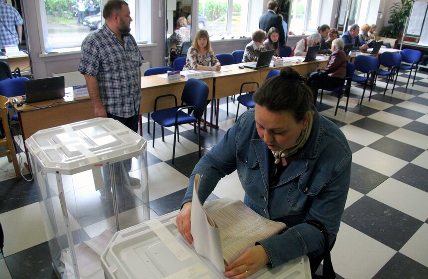 Сергей Собянин проголосовал на предварительных выборах ЕР 8 фото