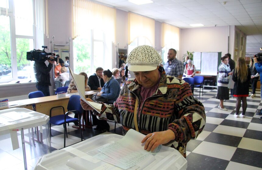 Сергей Собянин проголосовал на предварительных выборах ЕР 6 фото