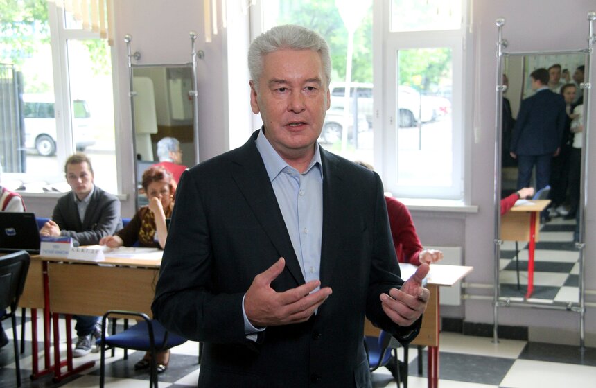 Сергей Собянин проголосовал на предварительных выборах ЕР 17 фото