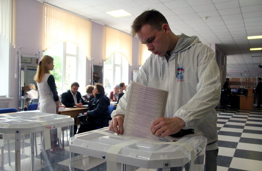 Сергей Собянин проголосовал на предварительных выборах ЕР 11 фото
