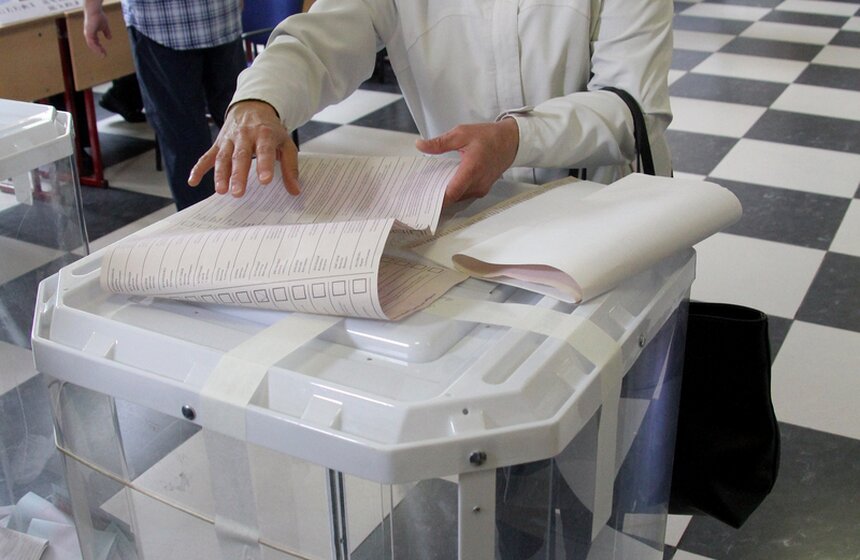 Сергей Собянин проголосовал на предварительных выборах ЕР 9 фото