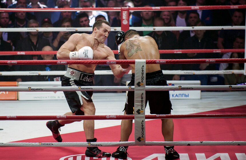 Боксер Лебедев нокаутировал Рамиреса 27 фото
