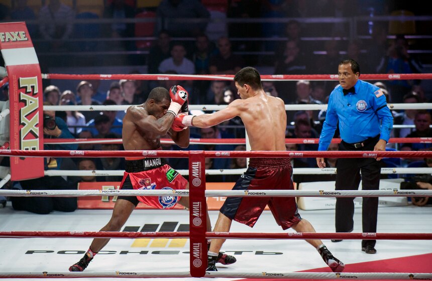 Боксер Лебедев нокаутировал Рамиреса 8 фото