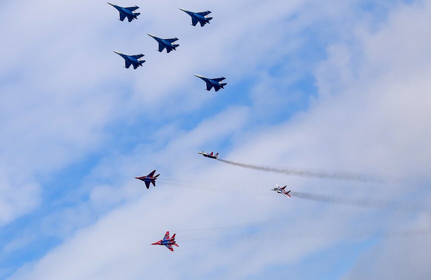 "Стрижи" и "Русские витязи" отметили 25-летие 39 фото