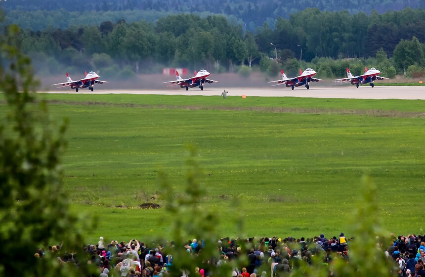 "Стрижи" и "Русские витязи" отметили 25-летие 27 фото