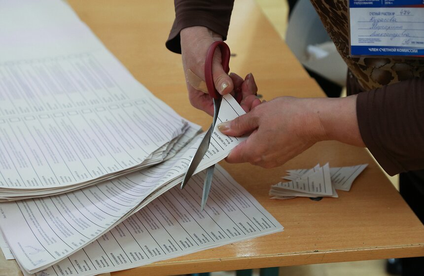 Подсчет голосов по итогам праймериз партии "Единая Россия" 5 фото