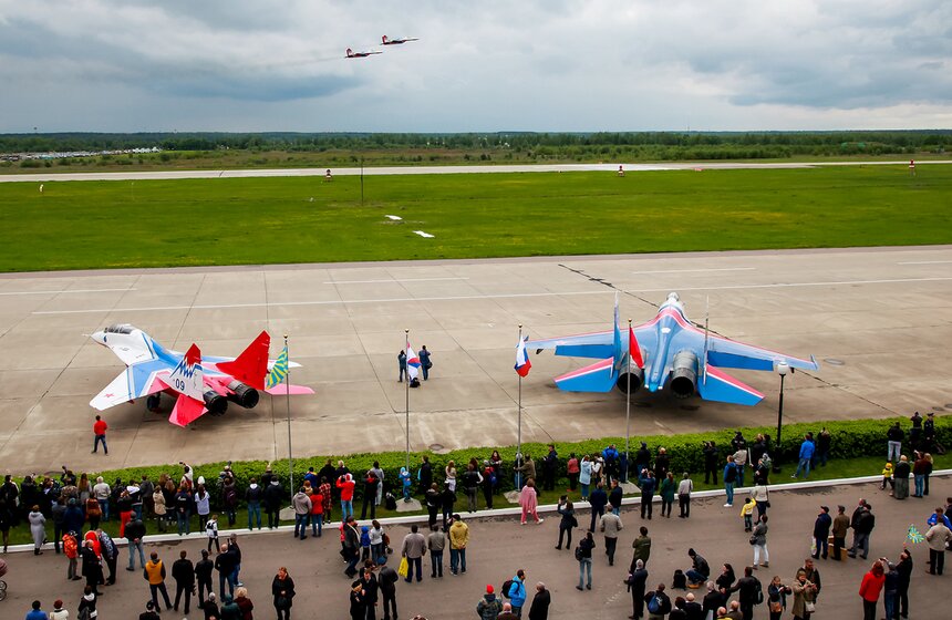 "Стрижи" и "Русские витязи" отметили 25-летие 15 фото