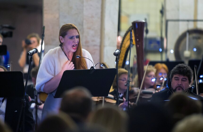 На станции метро "Кропоткинская" прошел ночной концерт 14 фото