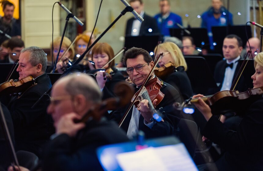 На станции метро "Кропоткинская" прошел ночной концерт 11 фото