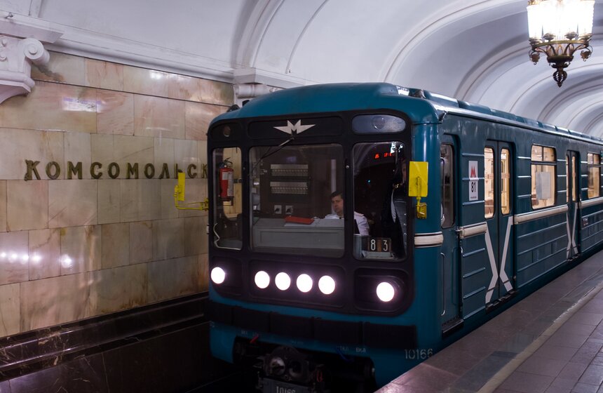 Метрополитен отметил день рождения "Парадом поездов" 17 фото