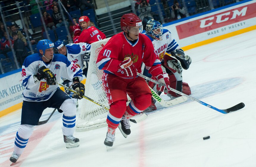 Полуфинал Лиги легенд мирового хоккея 26 фото