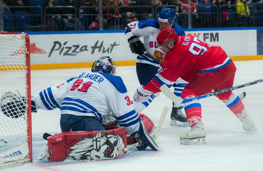 Полуфинал Лиги легенд мирового хоккея 8 фото